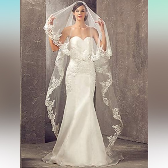 💕New Wedding Veil with Beautiful Embroidery - Picture 3 of 4